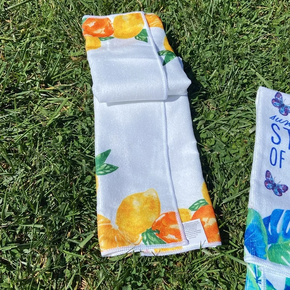 NWOT Sunshine Dish Towels